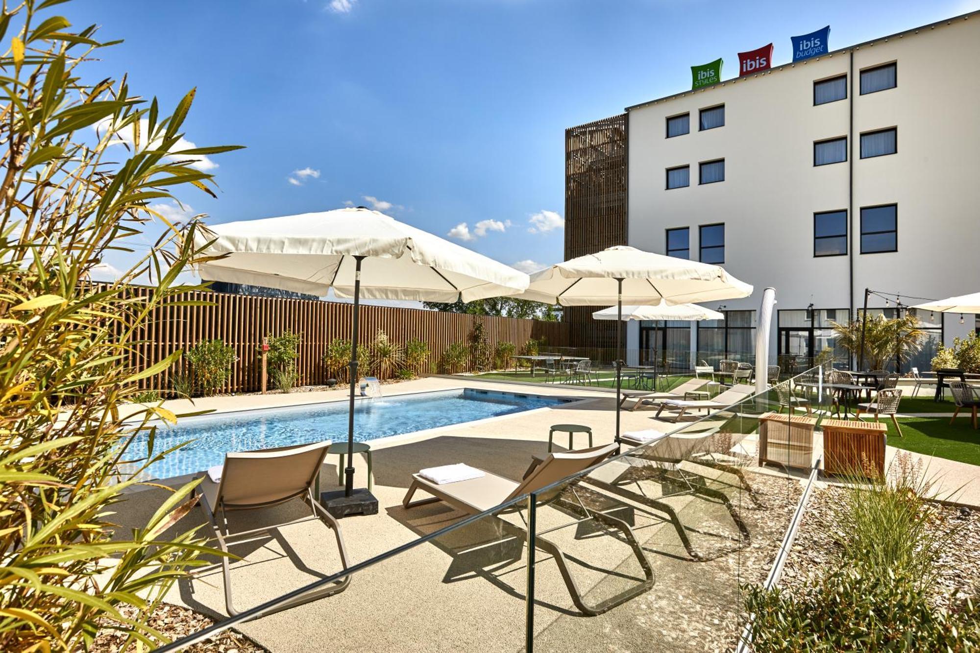Ibis La Roche Sur Yon Vendespace Mouilleron-le-Captif Екстериор снимка