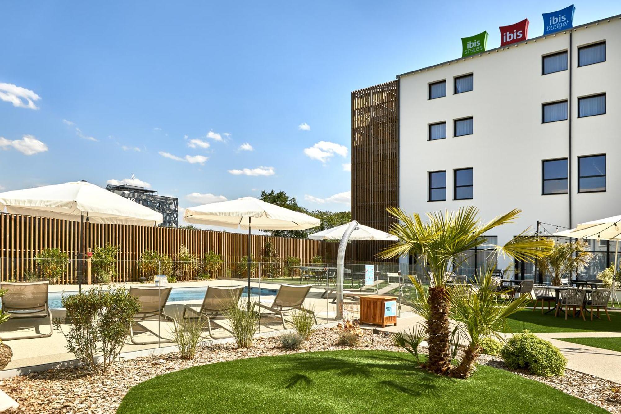 Ibis La Roche Sur Yon Vendespace Mouilleron-le-Captif Екстериор снимка