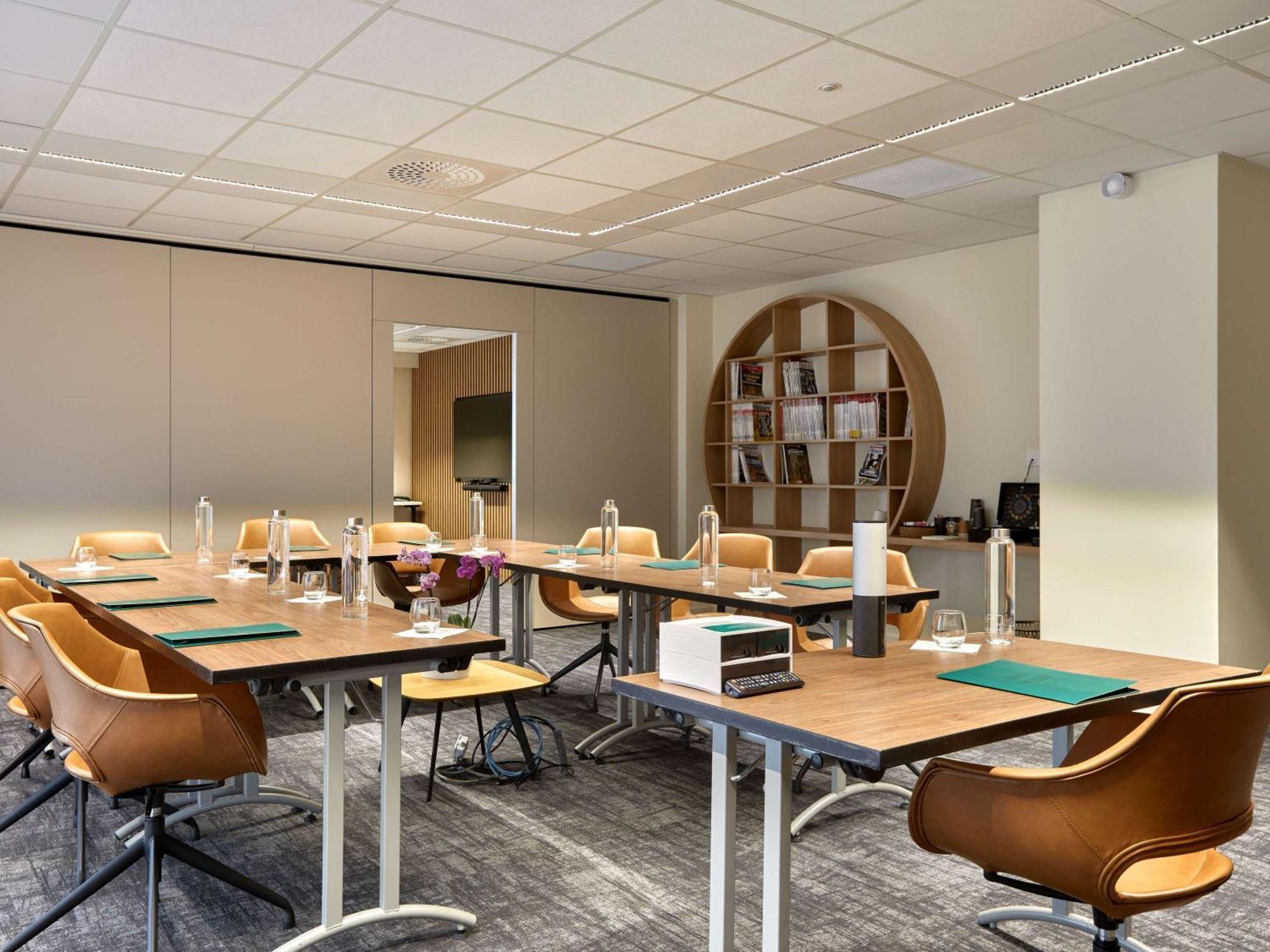 Ibis La Roche Sur Yon Vendespace Mouilleron-le-Captif Екстериор снимка